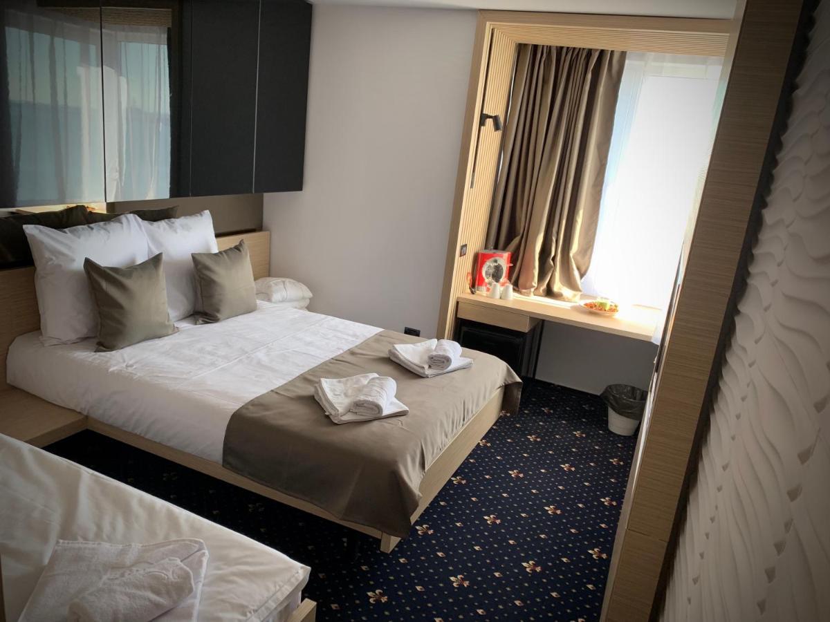 Aqvatonic Hotel - Steaua De Mare 데포리노드 객실 사진