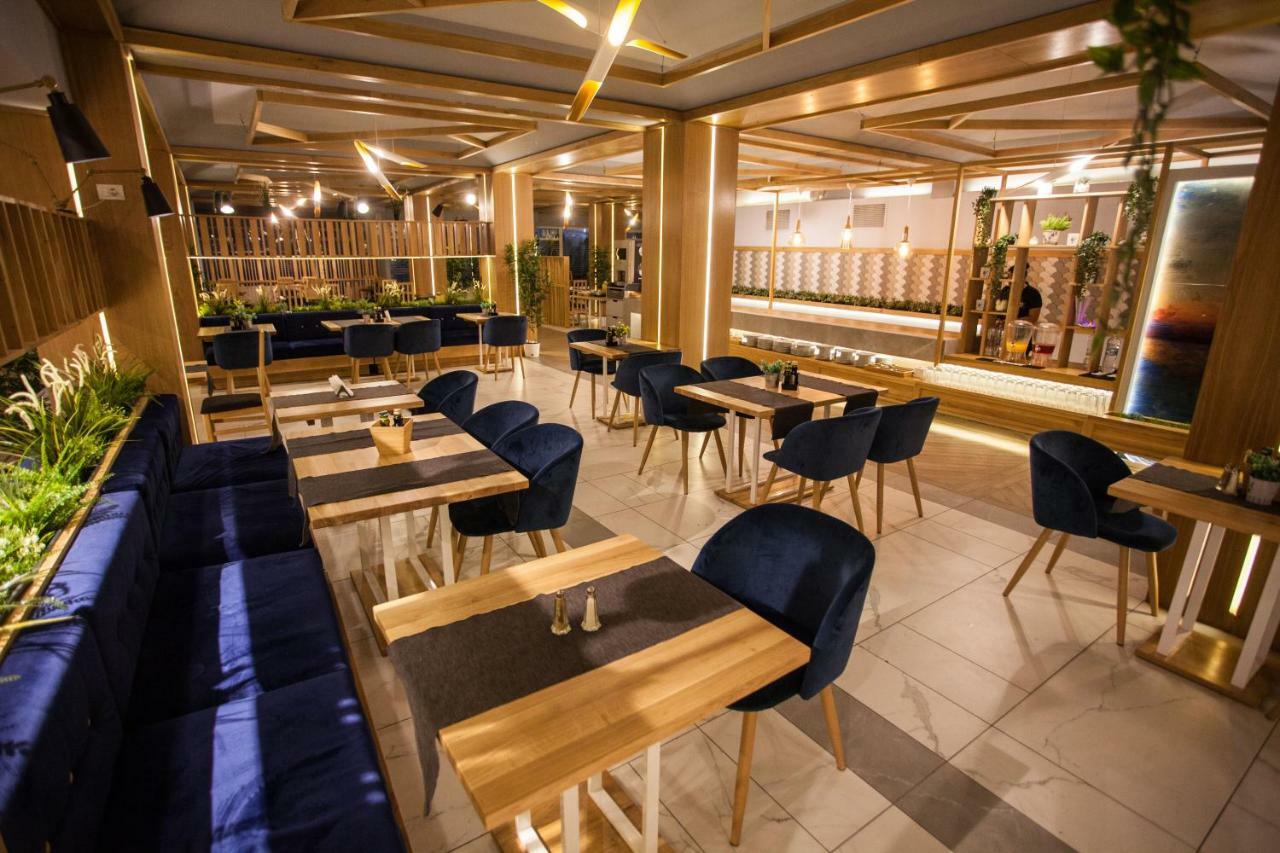 Aqvatonic Hotel - Steaua De Mare 데포리노드 외부 사진